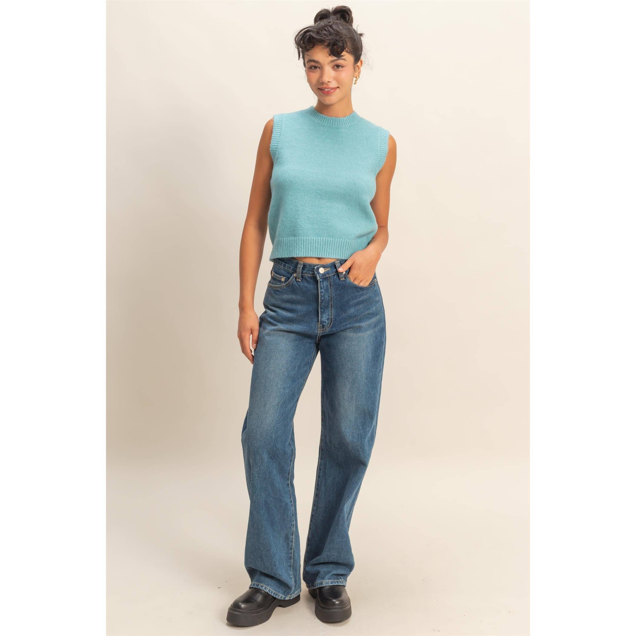Sleeveless Crew Neck Knit Top